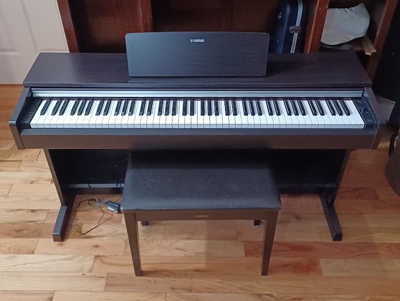 Yamaha YDP-142 Arius 88-Key Digital Piano