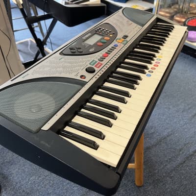 Yamaha PSR-240 Portable Keyboard with MIDI used