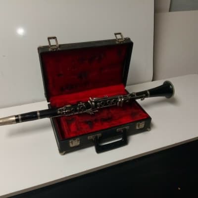 Vintage Caravelle Student Model Clarinet With Original Case Ready To Play imagen 2