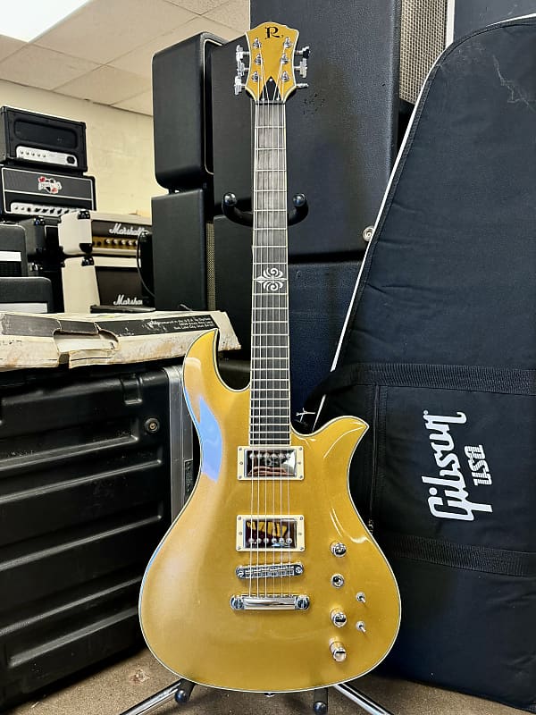 B.C. Rich Pro X Eagle CJ Pierce Signature Goldtop Reverb