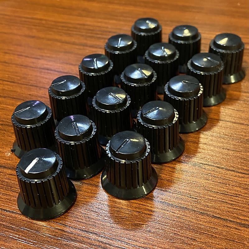 1968 '68 Dallas Arbiter Fuzz Face Style Knobs 1960's BC183KA