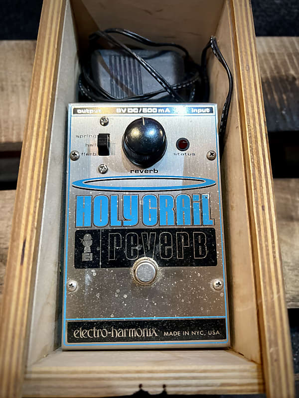 Electro-Harmonix Holy Grail Reverb V1