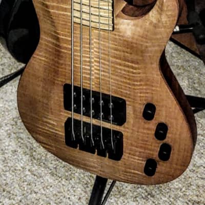 Jackson USA Custom Shop 5 String Bass Maple/Koa image 5