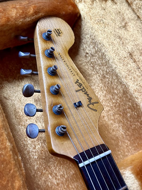 FENDER ( フェンダー ) Yngwie Malmsteen Stratocaster Maple