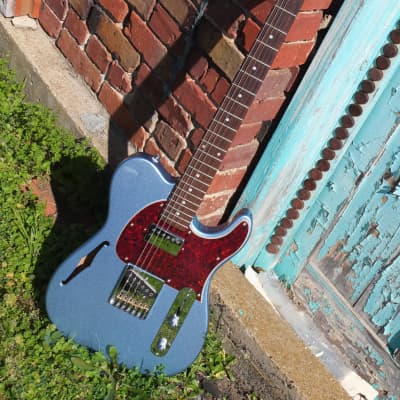 G&L Tribute Series ASAT Classic Bluesboy Semi-Hollow with Rosewood Fretboard 2010 - Present - Lake Placid Blue for sale