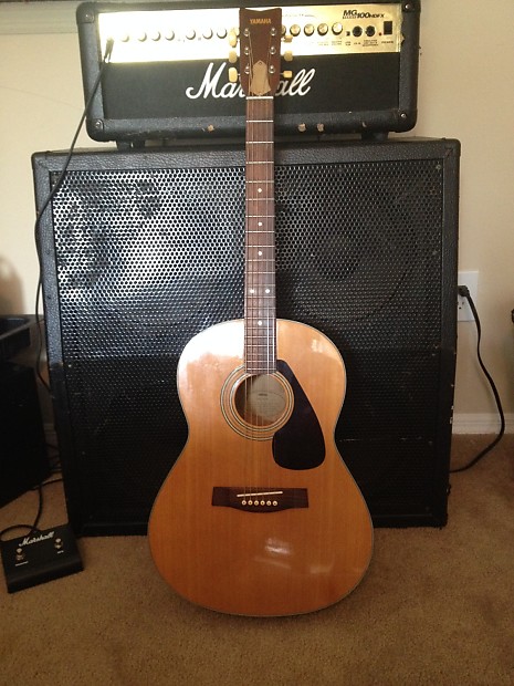 Yamaha fg 325 acoustic on sale guitar