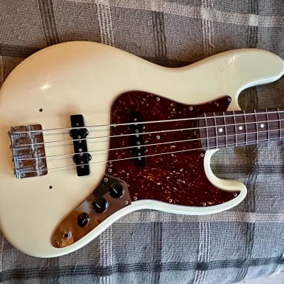 Fender Custom Shop '64 Jazz Bass Closet Classic lightweight for sale