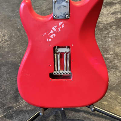 1987 MIJ Squier Stratocaster - Red image 2