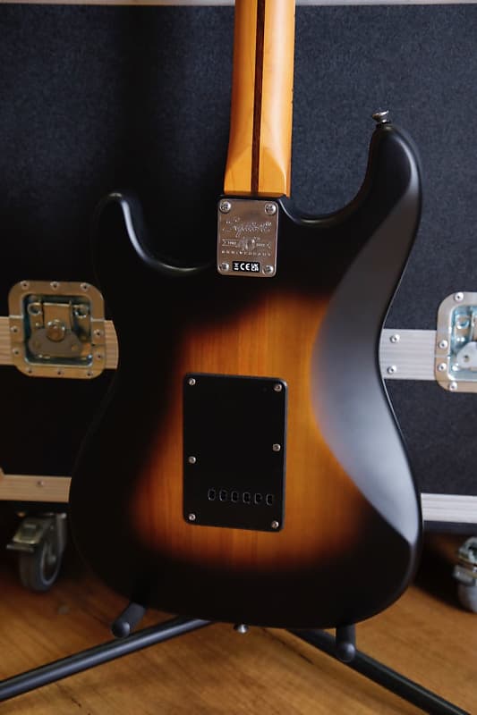 40th vintage edition sunburst ストラトキャスター Amazon.com: Fender Squier 40th Anniversary Vintage Edition
