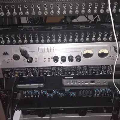 最前線の マイクプリアンプ Tampa 1 Audio社) (M 配信機器・PA機器 ...