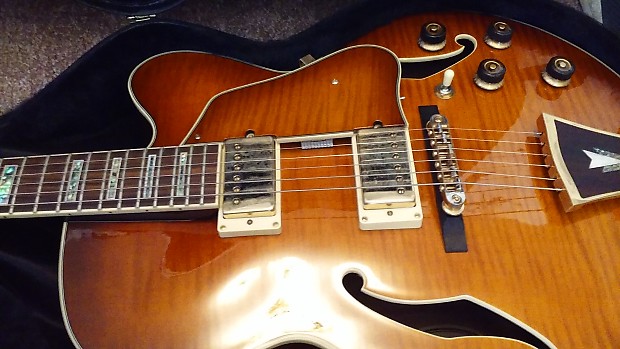 2012 Ibanez Artcore AF95-VLS Violin Sunburst w/ hardshell