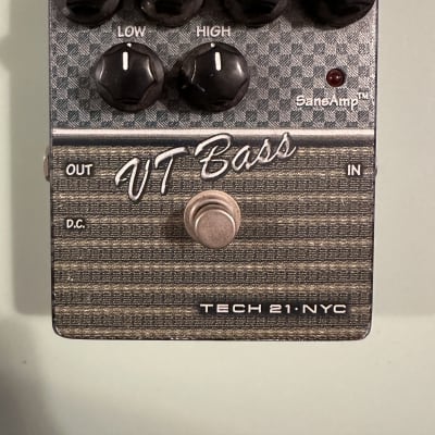 Tech 21 SansAmp Character Series VT Bass V1