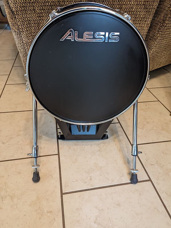 Alesis Strike Electronic Kick Drum 14" Mesh Head Reverb