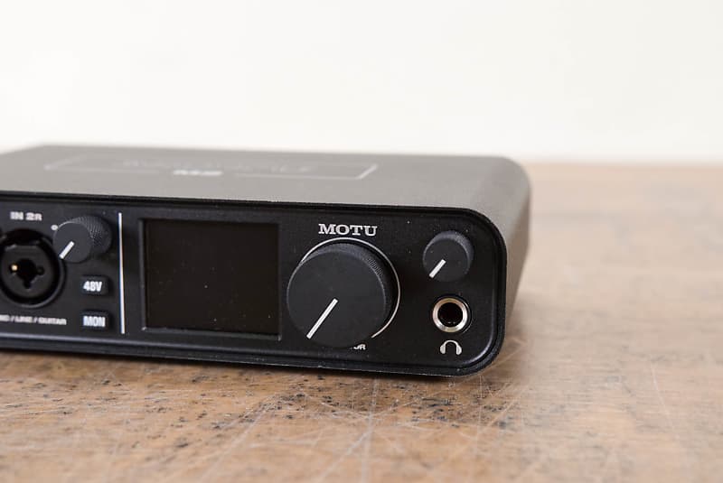MOTU M2 2x2 USB-C Audio Interface (church owned) CG00SLS MOTU M2 2x2 USB-C Audio Interface (church owned) CG00SLS