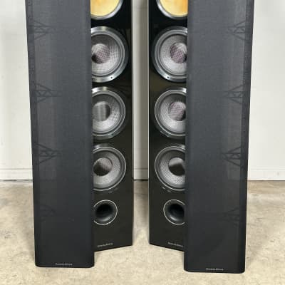 Bowers & Wilkins B&W Diamond 803 D2 Speakers (Pair)- Piano Black