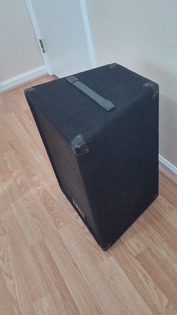 Yamaha s10e speakers top
