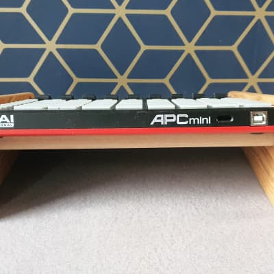 Akai APC Mini Oak Stand (ONLY) from Synths And Wood with VESA Mounting image 11