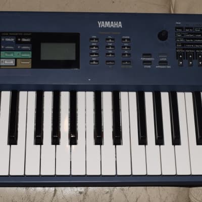 Yamaha AN1x Virtual Analog Synthesizer 1997 - Blue