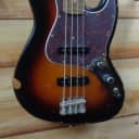 New Fender® 60th Anniversary Road Worn Jazz Bass® 3-Color Sunburst w/Case