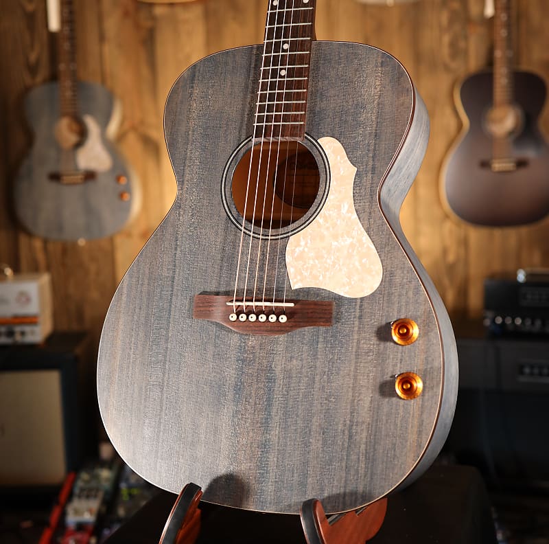 Art And Lutherie Q Discrete Review Art & Lutherie Legacy Acoustic