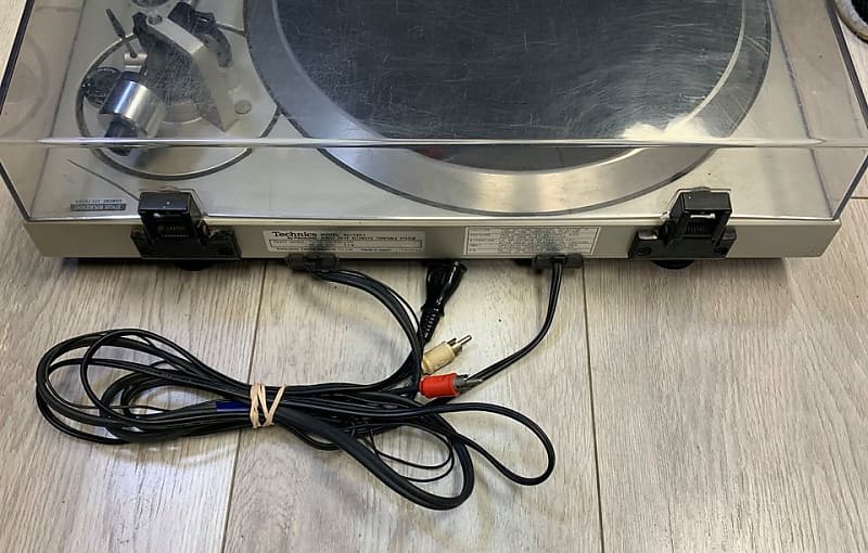 Technics SL1301 Direct Drive Fully Automatic Turntable Reverb