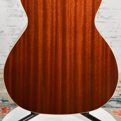 New Fender® Newporter Player Walnut Fingerboard Acoustic Electric Guitar Natural image 2