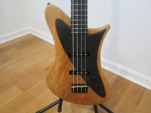 Stradi Oak Bass image 1