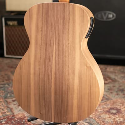 Taylor Academy 12e-N Nylon Grand Concert Acoustic/Electric Guitar with Gig Bag image 2
