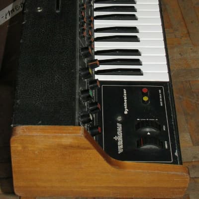 Vermona analog synthesizer image 9