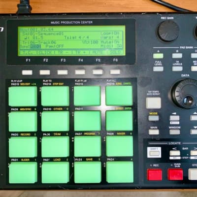Akai MPC 1000