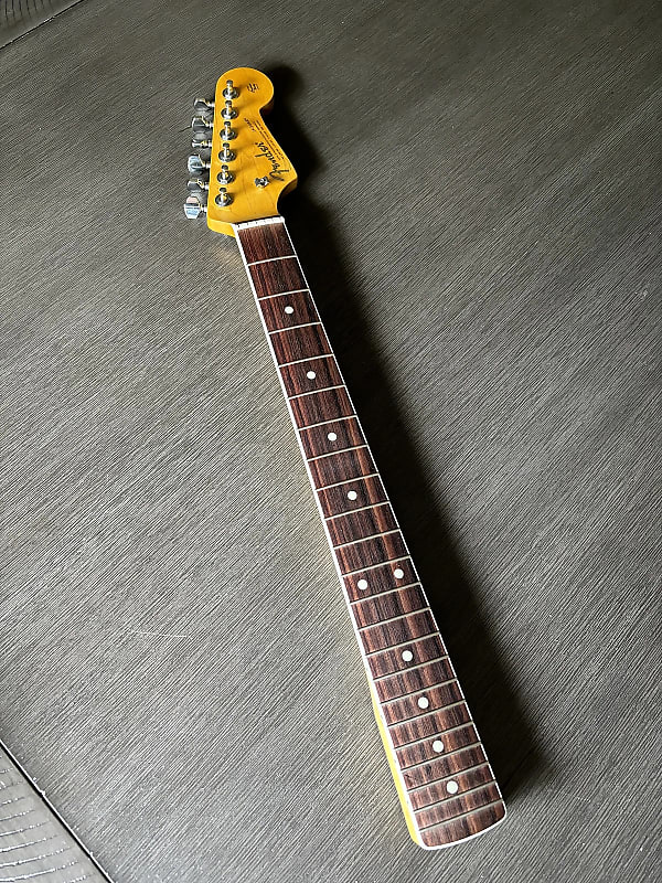 Bound Musikraft Jaguar neck - 7.25