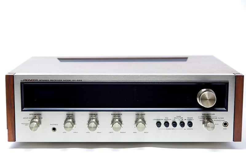 Pioneer SX-525 Stereo Receiver - Working, Repaired - 17W per channel image 1