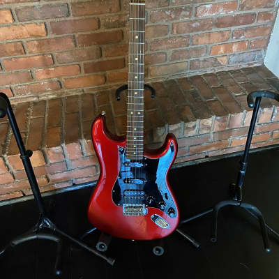 Guitare Electrique FENDER American Special Stratocaster USA - Candy Apple  Red