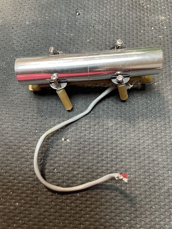 Kent Armstrong Lipstick Bass Reverb