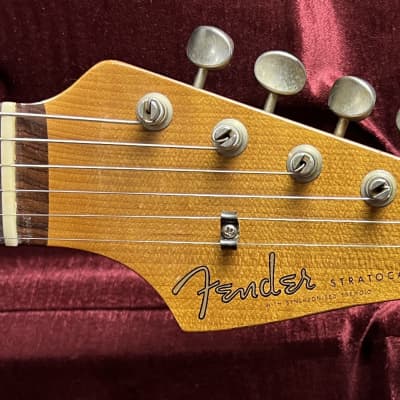 Fender '61 Relic Custom Shop Stratocaster Dealer Special Order 2023 - Blue Sparkle image 9