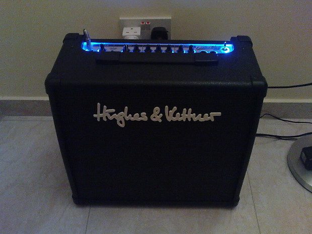 アンプ Hughes&Kettner EDITION BLUE 30-R Hughes And Kettner Edition Blue 30 | zZounds