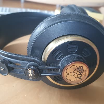 AKG K-240 Studio image 3