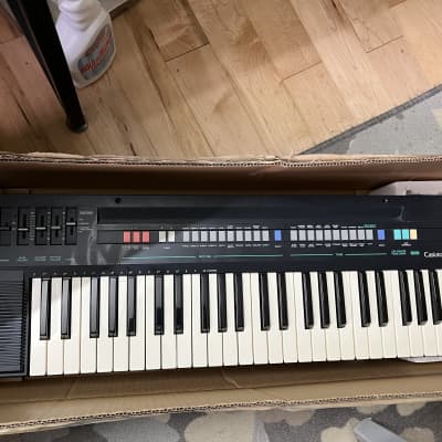 Casio CT-370 Casiotone 49-Key Synthesizer 1980s - Black