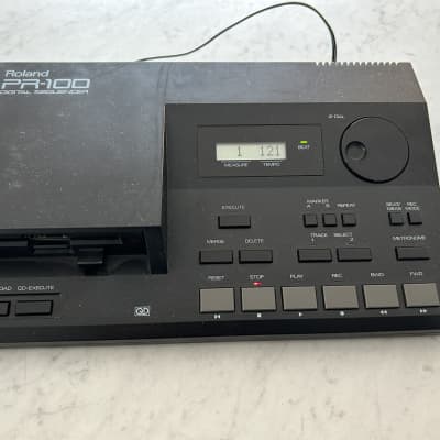 Roland PR100