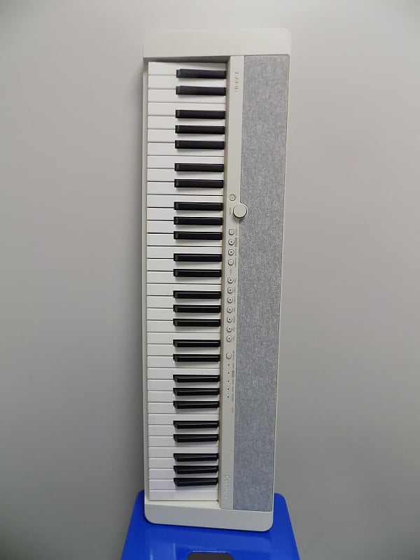 Casio Casiotone CT-S1WE 61-Key Keyboard w/ 61 Tones, Effects