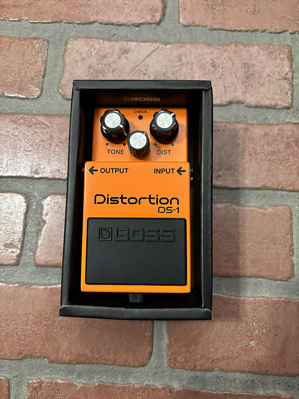 Boss DS-1 Distortion