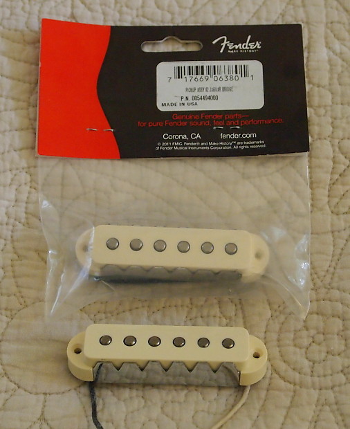 Fender Jaguar Pickup Set - '62 American Vintage Reissue - AVRI - With Claws  and Covers