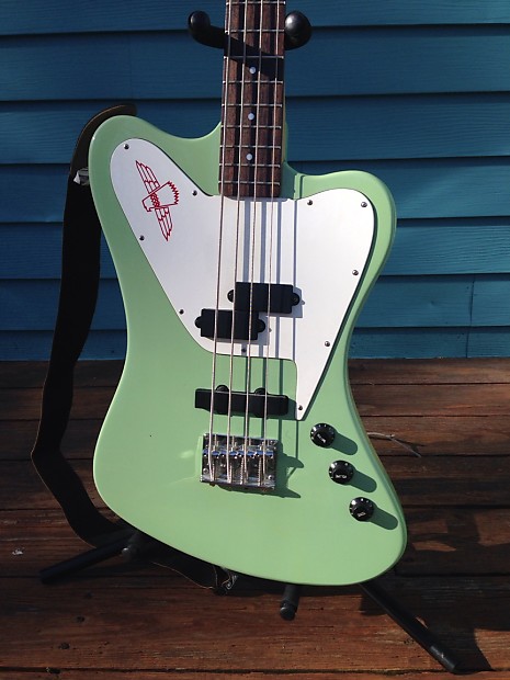 Epiphone Non-Reverse Thunderbird 激レア Epiphone Non-Reverse Thunderbird V | TAKE 5 - YouTube