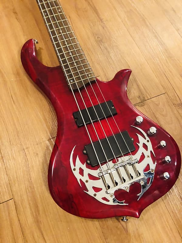 Traben Array Limited 5 String Bass Red | Reverb