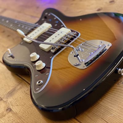 LEFTY! Fender Jazzmaster MIJ Left Handed 2021 Alder Sunburst w/ Fender Lefty HSC image 6
