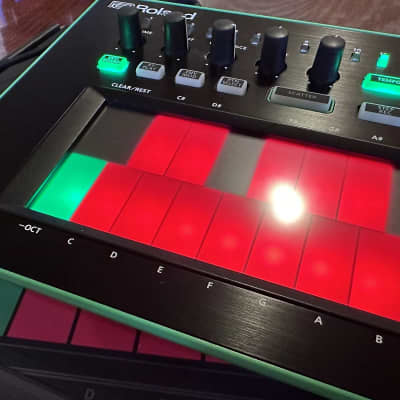 Roland TB3 Touch Bassline
