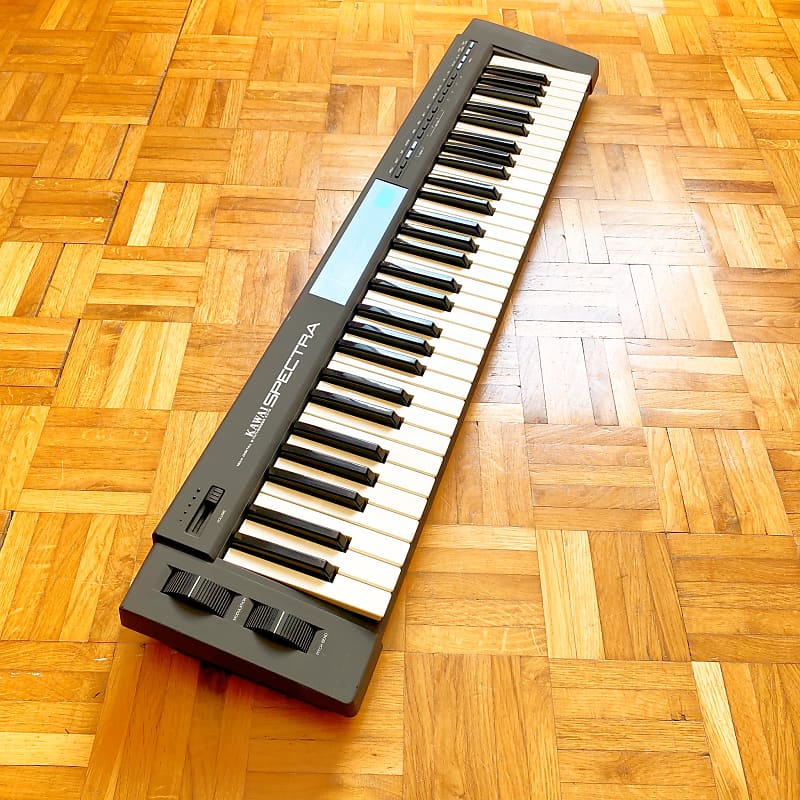 KAWAI SPECTRA KC10 シンセサイザー Kawai Spectra KC10 (Japan, 1990) Digital Synthesiser with