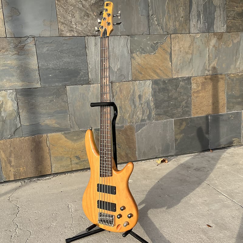 Used Soundgear by Ibanez SR-405 5 String Bass Light Amber