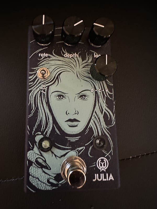 Walrus Audio Julia Chorus / Vibrato V2 2019 Present Reverb
