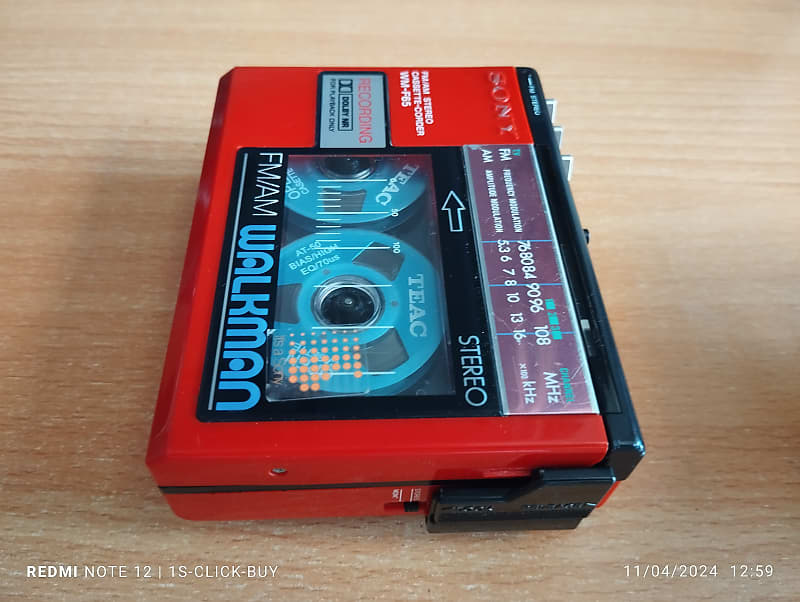 Sony WM F65 1985 - Sony Walkman radio recorder Cassette